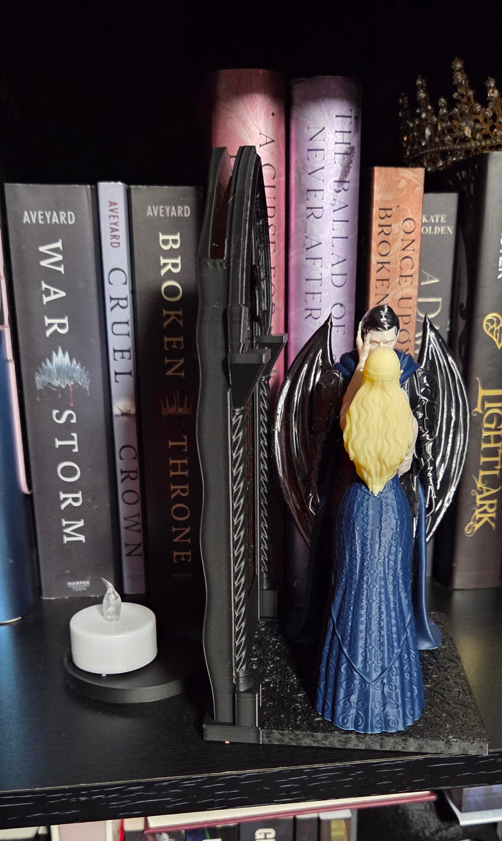 3D Printed Royal Lovers Stained Glass Display