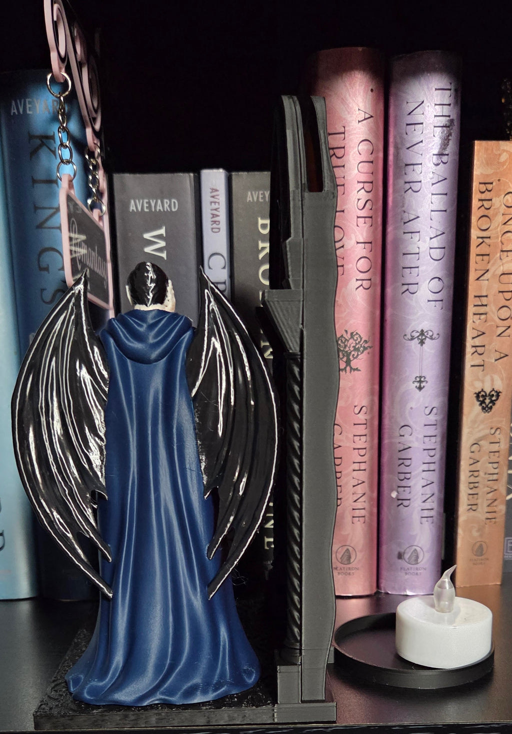 3D Printed Royal Lovers Stained Glass Display