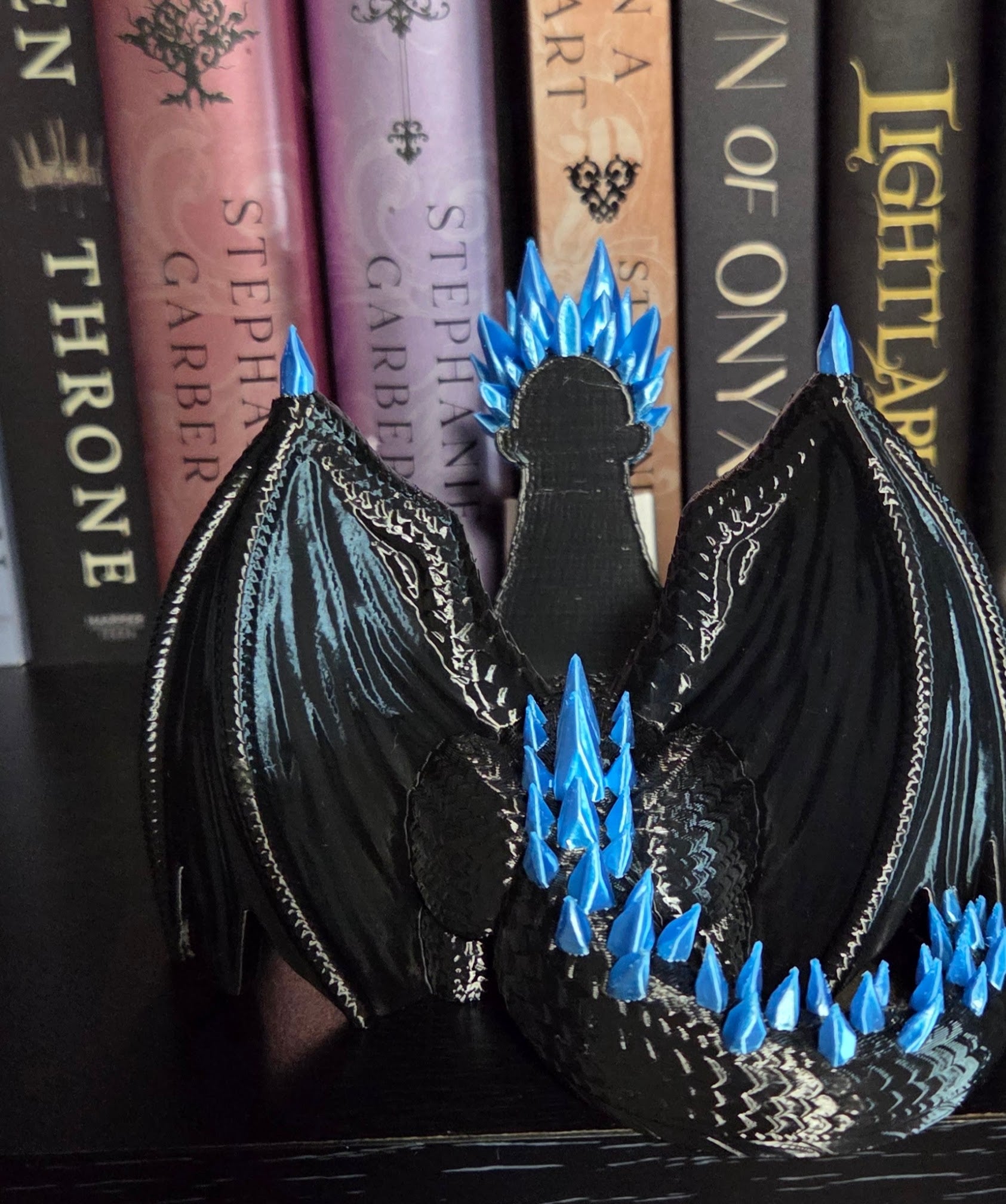 3D Printed Dragon Book Holder