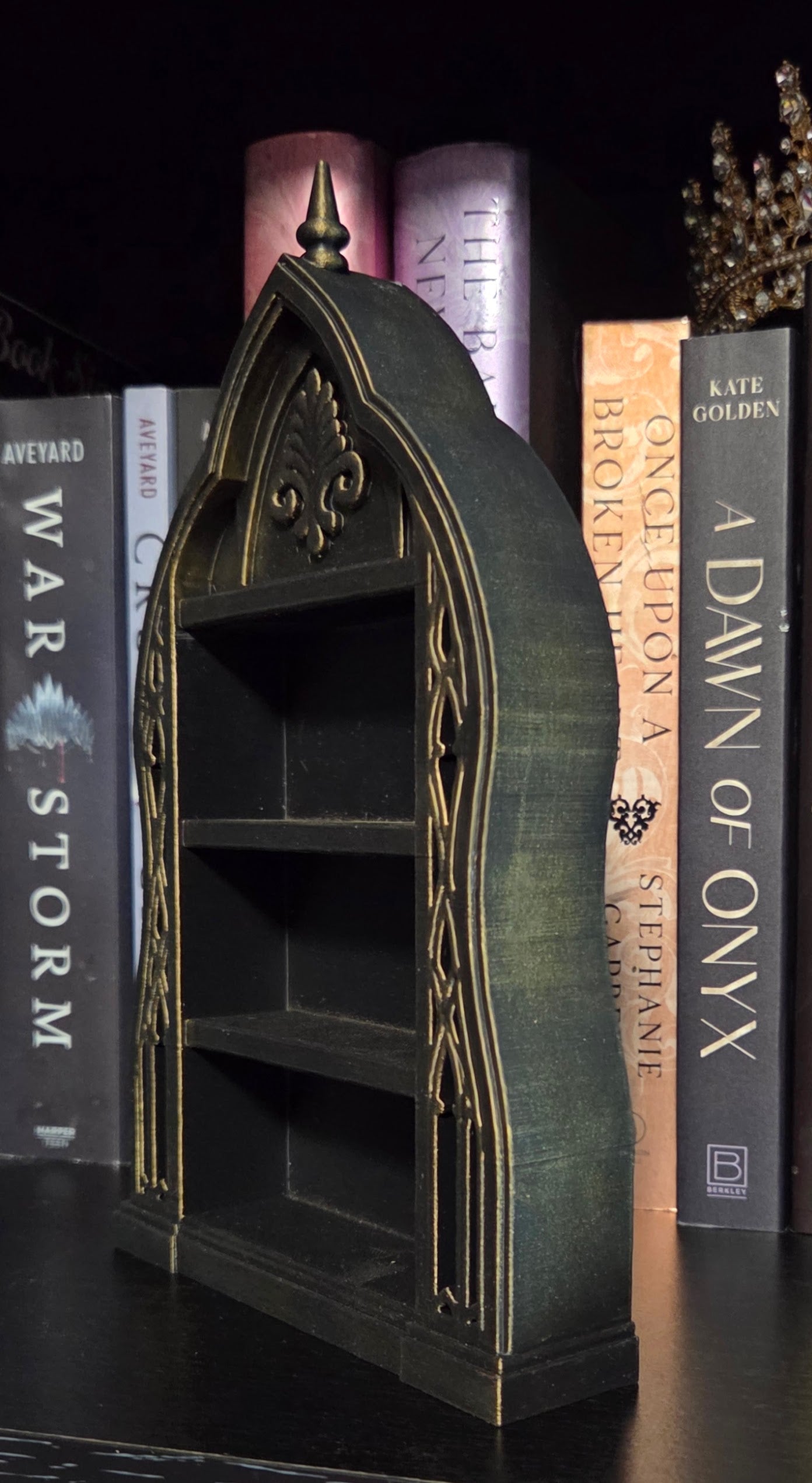 3D Printed Mini Gothic Arch Bookshelf