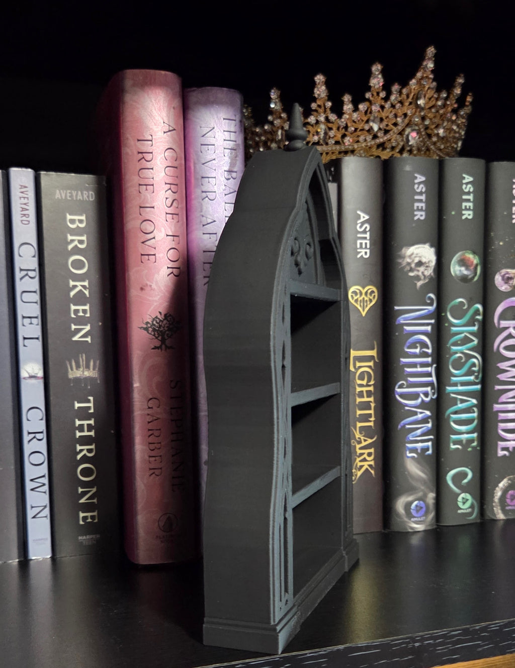 3D Printed Mini Gothic Arch Bookshelf
